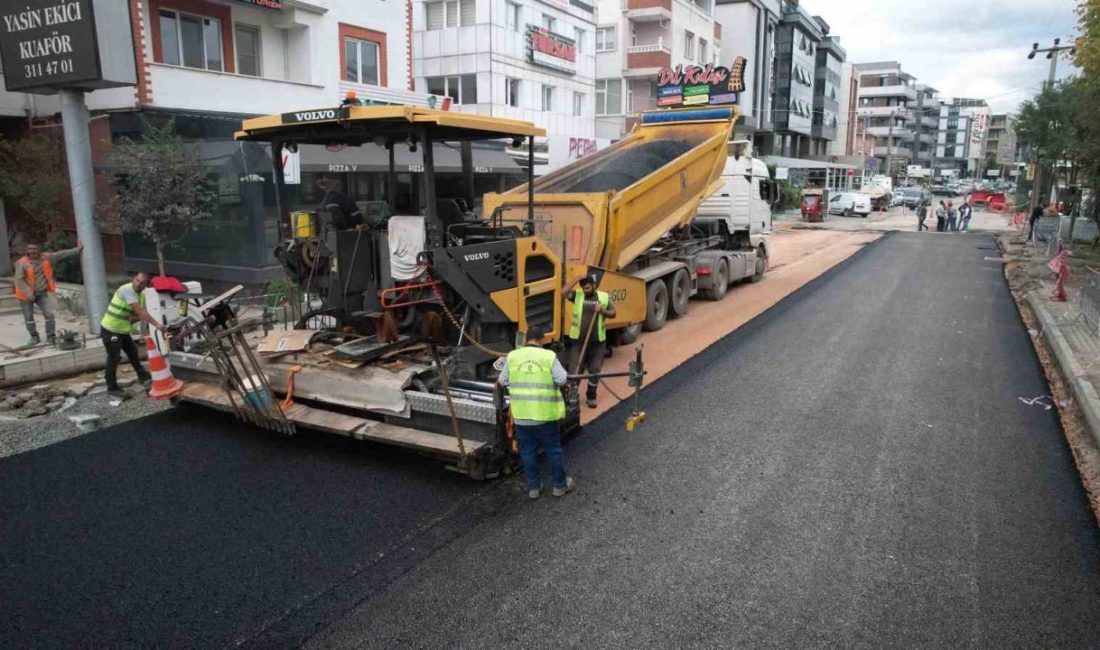 Kocaeli Büyükşehir Belediye Başkanı Tahir Büyükakın, Yahya Kaptan Mahallesi Şehit