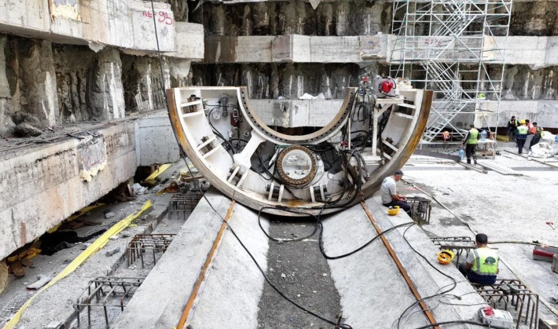 Kocaeli Büyükşehir Belediyesi ile Ulaştırma ve Altyapı Bakanlığı işbirliğinde yapımı