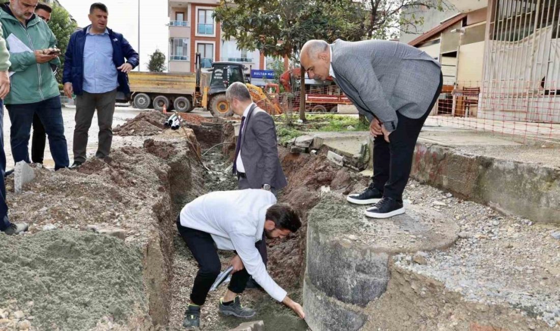 Mimar Sinan Mahallesi’nin altyapısı yenileniyor Körfez Belediye Başkanı Şener Söğüt, Mimar Sinan Mahallesi’nde yürütülen altyapı