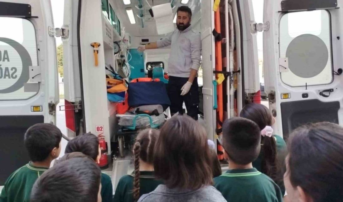 Minik öğrencilere acil sağlık hizmetleri tanıtıldı DÜZCE(İHA) – Düzce Sağlık Müdürlüğü İl Ambulans Servisi Başhekimliği ekipleri