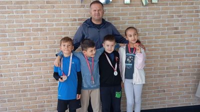 Düzce Gençlik ve Spor İl Müdürlüğü tenis sporcuları, Sakarya’da düzenlenen