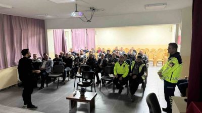 Bolu’nun Mudurnu ilçesinde taşımalı eğitim kapsamında görev yapan servis şoförlerine