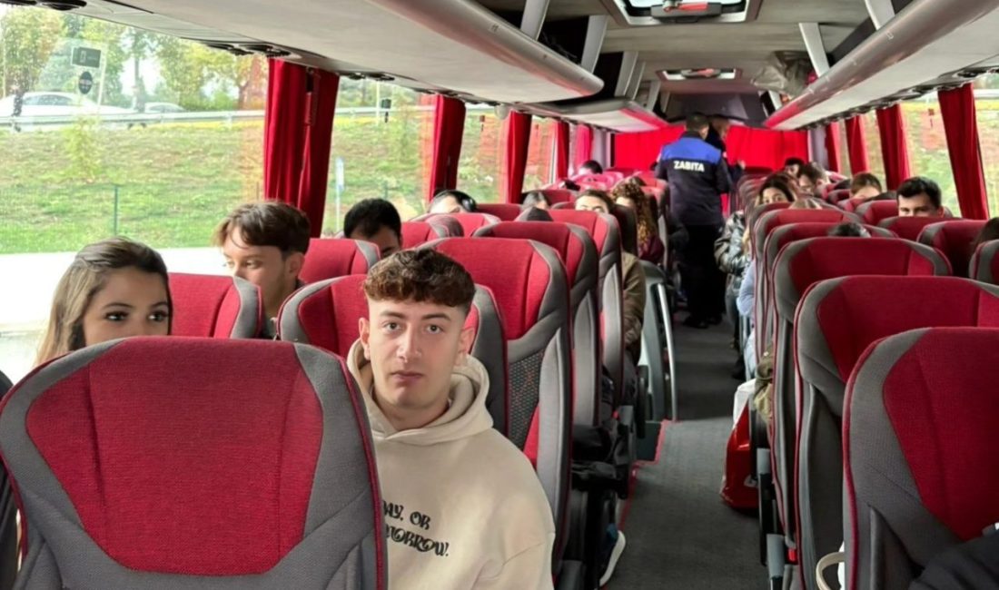 Gölcük Belediyesi, İstanbul ve Bursa’da öğrenim gören ilçeli üniversite öğrencilerine