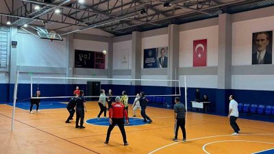 Bilecik’in Pazaryeri ilçesinde Amatör Spor Haftası dolayısıyla düzenlenen kurumlar arası