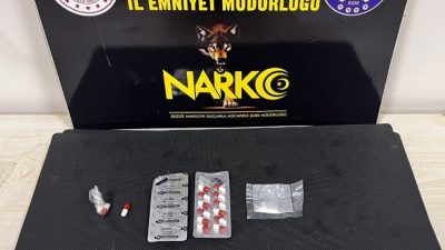 DÜZCE(İHA) – Düzce’nin Beyciler Mahallesinde uyuşturucu madde ticari yapan 2