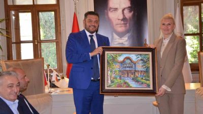 Bulgaristan Rodopi Belediye Başkanı Pavel Mihaylov, bir takım ziyaretler için