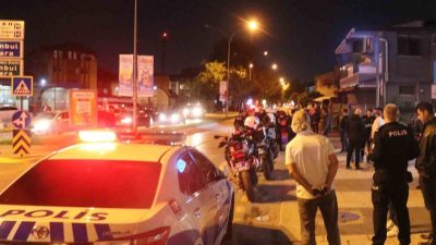 Sakarya’nın Adapazarı ilçesinde iki grup arasında çıkan kavga, polis ekiplerinin