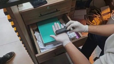 Sakarya’da özel harekat ekiplerinin katılımı ile düzenlenen silah ve sahte