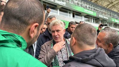 Sakaryaspor’un olağanüstü genel kurulunda başkanlığa yeni bir aday çıkmazken mevcut