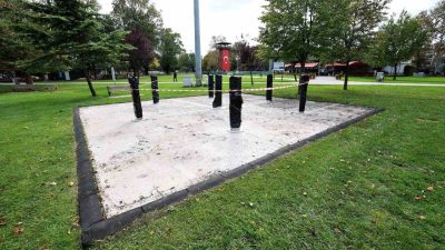 Sakarya Büyükşehir Belediyesi, Aziz Duran Parkı ve Millet Bahçesi’ne renk