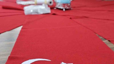 Sakarya Büyükşehir Belediyesi, Cumhuriyet’in 102. yıl dönümünü SAMEK’lerde coşkulu etkinliklerle