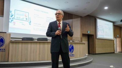 Sakarya Üniversitesinde 2025-2026 akademik yılı akademik kurul toplantıları, profesörlerin katılımıyla