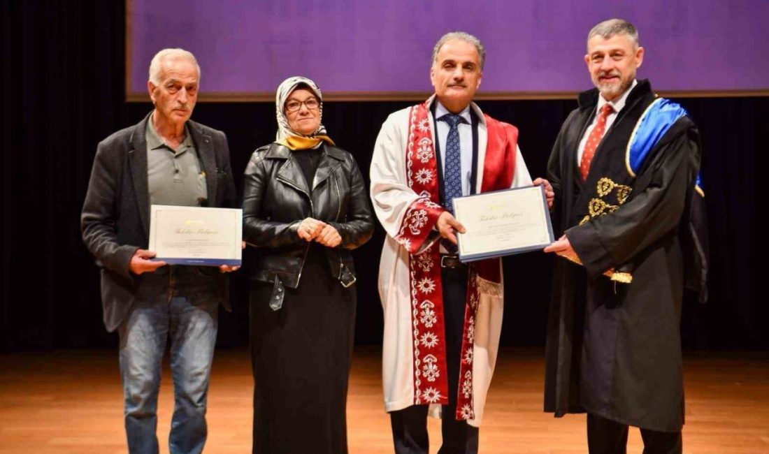 Sakarya Üniversitesinde lisansüstü eğitimini tamamlayan öğrencilerin katılımıyla “Lisansüstü Mezuniyet ve