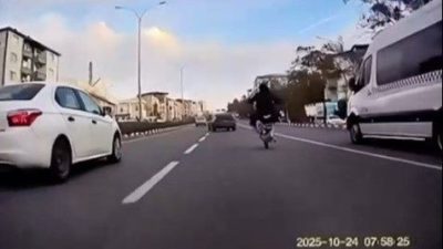 Bilecik’te motosikletiyle trafik güvenliğini tehlikeye düşüren sürücüye 5 farklı trafik