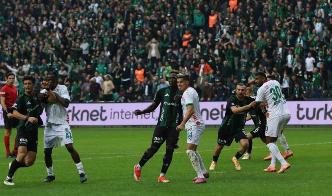 Trendyol Süper Lig: Kocaelispor: 0 – Alanyaspor: 0 (İlk yarı) Trendyol Süper Lig’in 10. haftasında Kocaelispor, Corendon Alanyaspor’u konuk ediyor.
