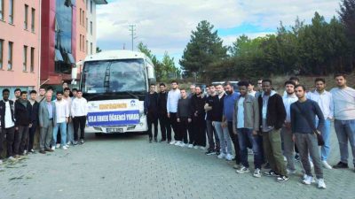 Kastamonu’da bulunan İhlas Vakfı Sıla Öğrenci Yurdu’nda kalan yabancı ve