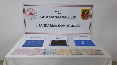 Kastamonu’nun Taşköprü ilçesinde uyuşturucu madde ticareti yaptığı gerekçesiyle tutuklu yargılanan