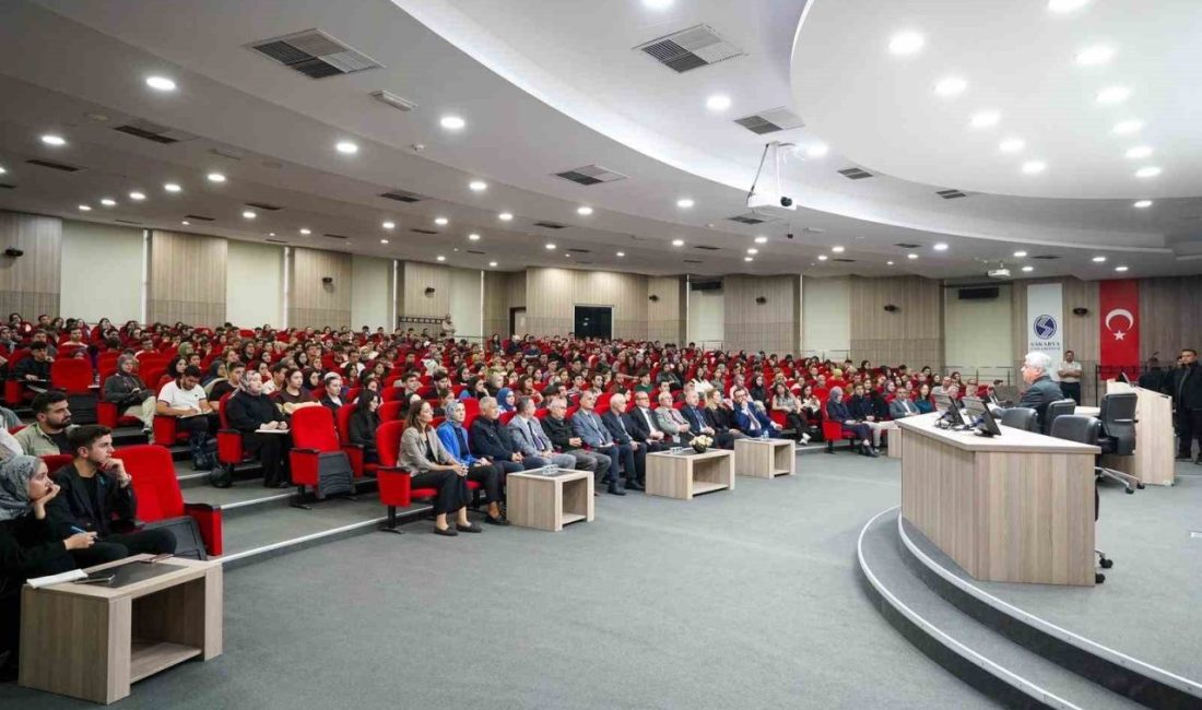 Vali Doğan, üniversite öğrencileri ile kariyer tecrübelerini paylaştı Sakarya Valisi Rahmi Doğan, Siyaset Bilimi ve Kamu Yönetimi Bölümünün