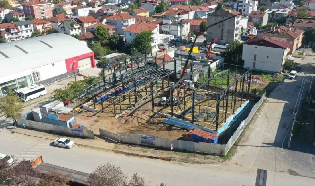 Vezirçiftliği Kapalı Spor Salonu’nda çalışmalar sürüyor Başiskele Belediyesi tarafından ilçeye modern bir kapalı spor salonu kazandırmak
