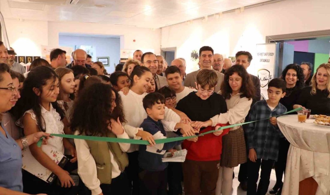 Yalova’da “Endemik Bitkiler” sergisi açıldı Yalova Mehmet Akif Ersoy Ortaokulu 6. sınıf öğrencileri, Doğa Koruma