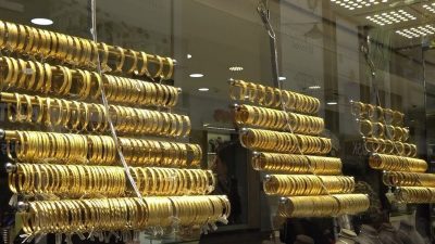 Son bir yılda dövize olan talebin düşmesiyle yatırımcının altına yöneldiğini