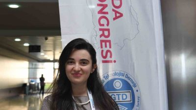 Sakarya Üniversitesi Gıda Mühendisliği alanında yüksek lisansını bitirmiş olan Yaren