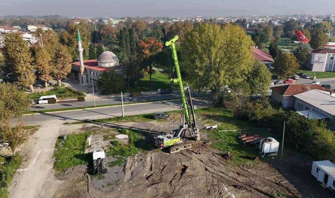 1 milyon kitaplı Şehir Kütüphanesi için ilk kazma vuruldu Sakarya Büyükşehir Belediye Başkanı Yusuf Alemdar’ın inşa sürecinin başlayacağı müjdesini