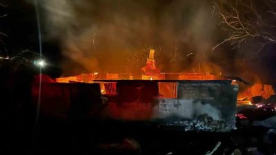 Kastamonu’nun Daday ilçesinde çıkan ev yangınında, 92 yaşındaki adam alevlerin