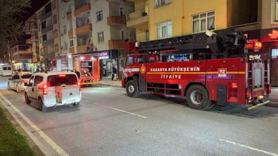 Sakarya’nın Karasu ilçesinde 5 katlı binanın dördüncü katında yapılan baca