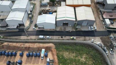 Gebze’de stabilize yolları modern hale getirmek için mesai harcayan belediye