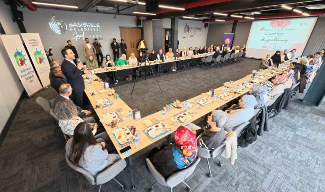 Başkan Özlü: “Güçlü kadın, güçlü Türkiye demektir” Başiskele Belediye Başkanı Yasin Özlü, Başiskele Halk Eğitim Merkezi’nin kadın