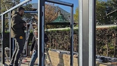 Bilecik’in Bayırköy beldesinde vatandaşların toplu taşıma bekleme konforunu artırmak amacıyla