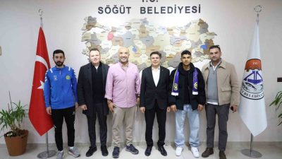 Bilecik’in Söğüt ilçesinde Söğütsporda yetişen genç futbolcu profesyonel futbola adım