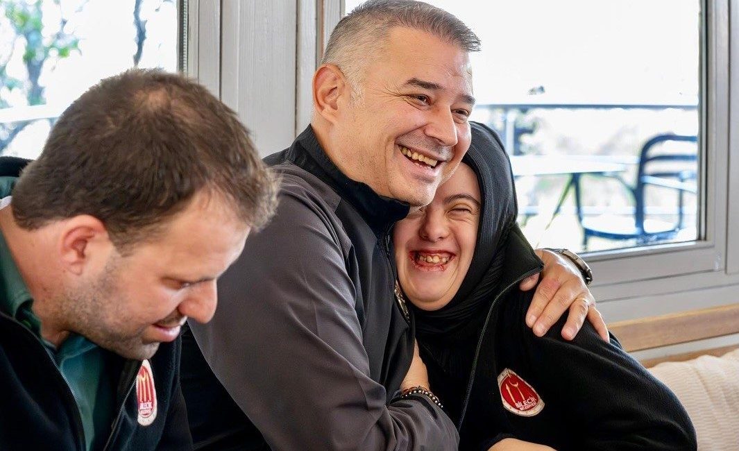 Bilecik’te özel ihtiyaçlı bireylerle bir araya gelen İl Emniyet Müdürü