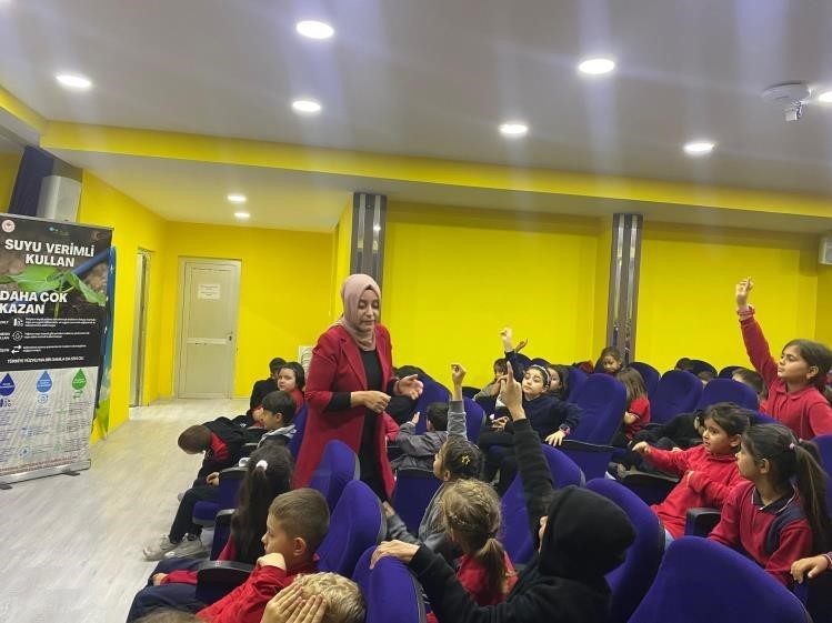 Bilecik’te ilkokul öğrencilerine ‘Su verimliliği’ eğitimi düzenlendi. Bilecik İl Tarım