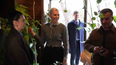 Bilecik Belediyesi, geleneksel Sanat Sokağı Yılbaşı Çarşısı için hazırlıklara başladı.