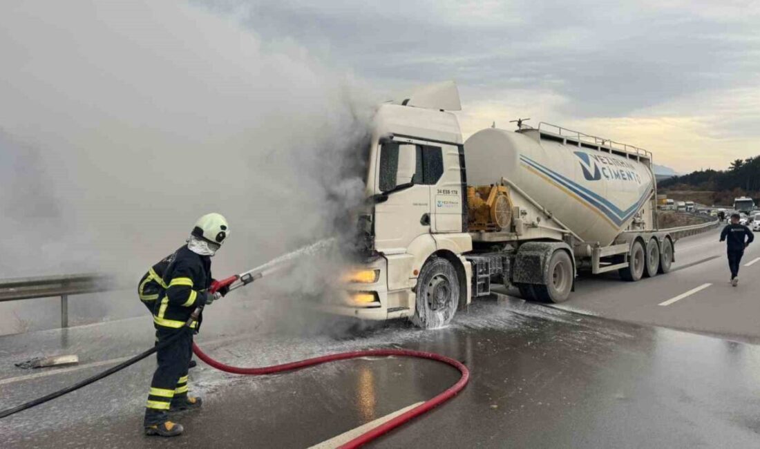 Bilecik’te seyir halindeki beton mikseri bir anda alev aldı. Alınan