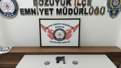Bilecik’in Bozüyük ilçesinde, İlçe Emniyet Müdürlüğü ekipleri, meydana gelen silahla