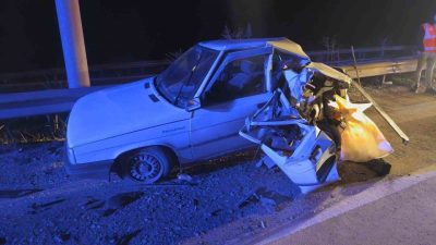 Bilecik’in Vezirhan beldesinde tırın otomobile çarpması sonucu meydana gelen çift