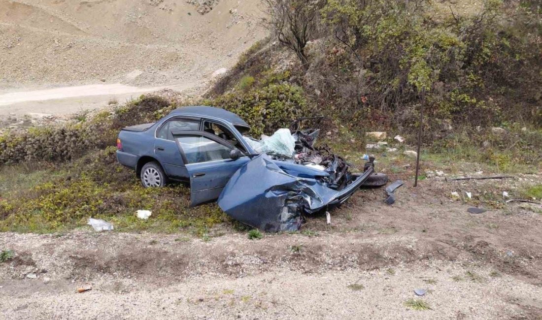 Bolu’da kamyon ile otomobilin çarpıştığı kazada 1 kişi hayatını kaybetti,