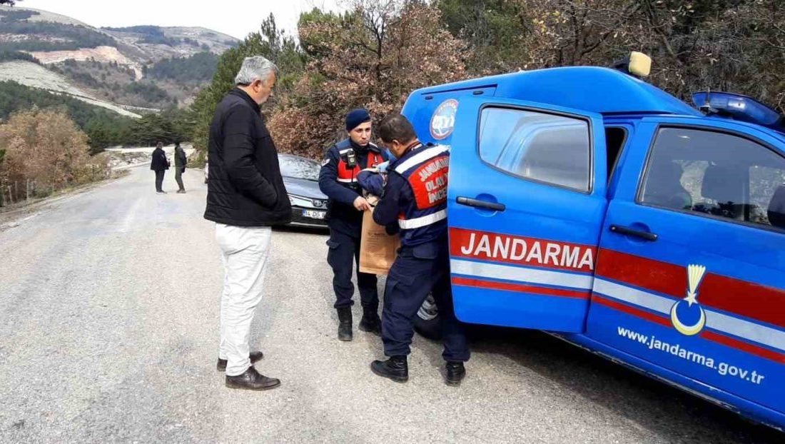Bolu’da traktör devrildi: 1 ölü, 1 yaralı Bolu’nun Mudurnu ilçesinde seyir halinde olan traktörün devrilmesi sonucu bir