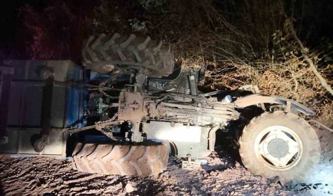 Bolu’da traktör devrildi: 2 yaralı Bolu’da köy yolunda kontrolden çıkan traktörün devrilmesi sonucu yaşlı çift
