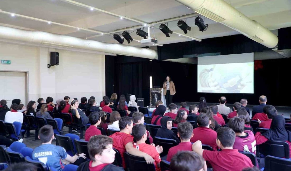 Büyükşehir Sakarya’yı gelecek nesillere miras bırakmak için bilinç aşılıyor Sakarya Büyükşehir Belediyesi, öğrencilere iklim değişikliğinin sağlık üzerindeki etkileri, çevre