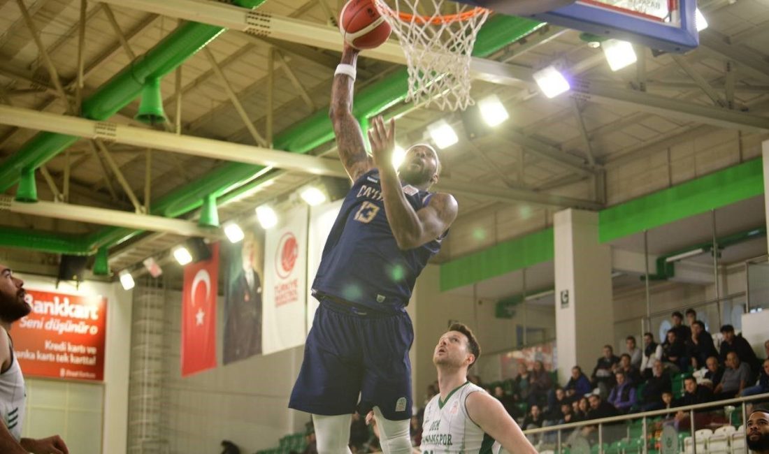 Türkiye Basketbol Ligi (TBL) 2025-2026 sezonunun namağlup lideri Çayırova Belediyesi,