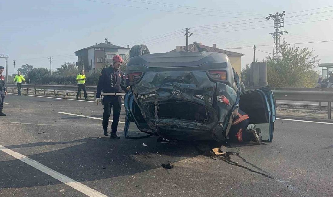 D-650’de otomobil takla attı: 2 yaralı Sakarya’nın Pamukova ilçesi D-650 kara yolunda sürücüsünün kontrolünden çıkan otomobil