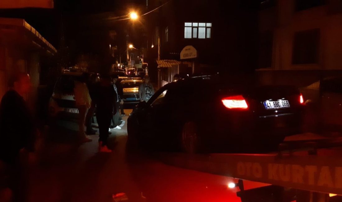 Kocaeli’nin Körfez ilçesinde boşandığı eşi ve onun sevgilisi olduğunu düşündüğü