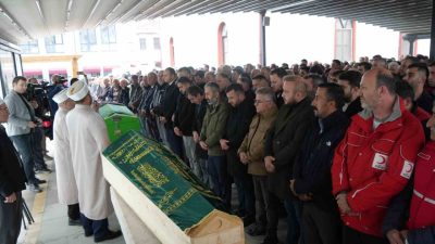 Kastamonu’nun Bozkurt ilçesinde 10 gün sonra dere yatağında cansız bedenlerine