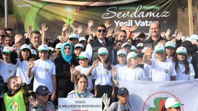 DÜZCE(İHA) – Düzce’de11 Kasım Milli Ağaçlandırma Gününde Yeşil Vatan’ın yeni