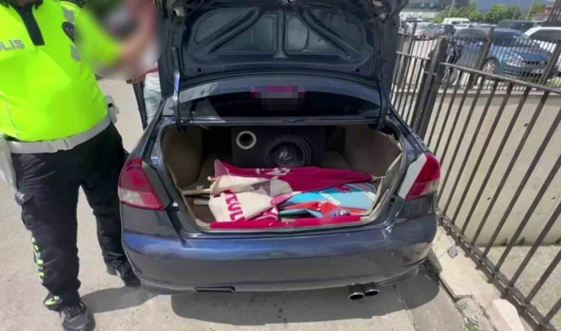 Düzce’de abart egzoz ve ses sistemi ile çevreyi rahatsız eden 116 sürücüye ceza DÜZCE(İHA) – Düzce’de ekim ayında abart egzoz kullanan ve ses