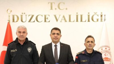 DÜZCE(İHA) – Düzce Valisi Selçuk Aslan, yaptığı asayiş bilgilendirme toplantısında